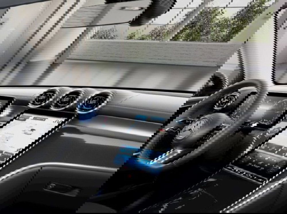 Mercedes-Benz GLC nuova a Verona (8)