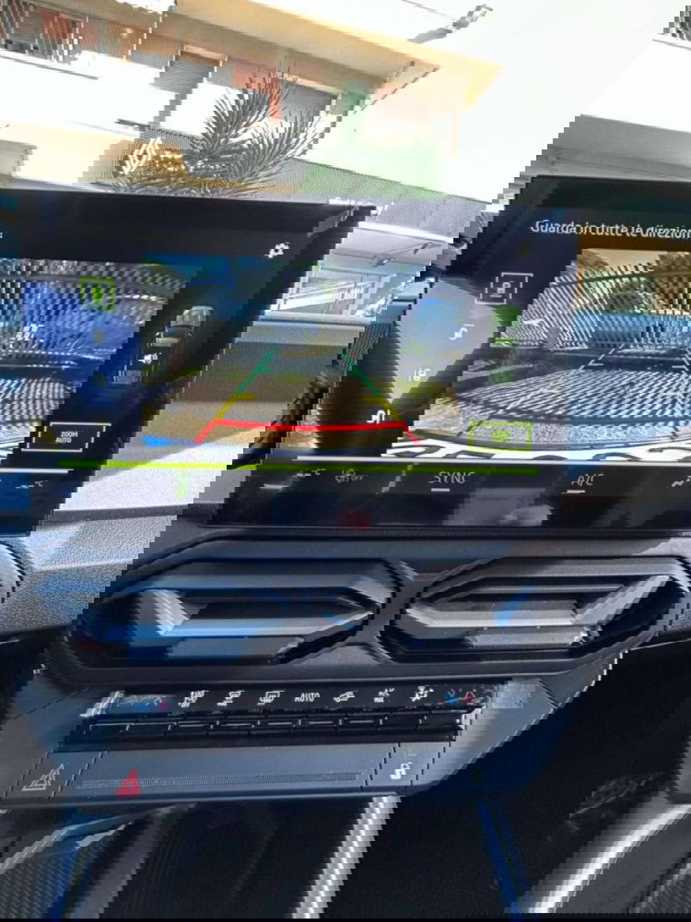 Dacia Bigster nuova a Firenze (9)