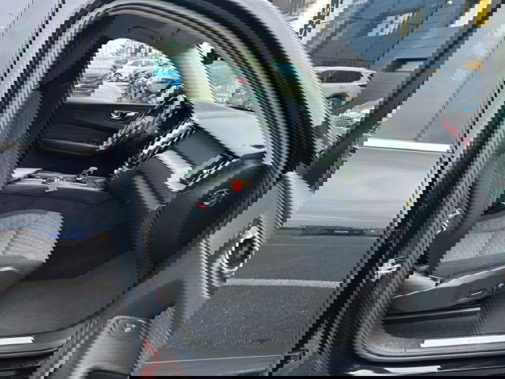 Volvo XC60 usata a Firenze (18)