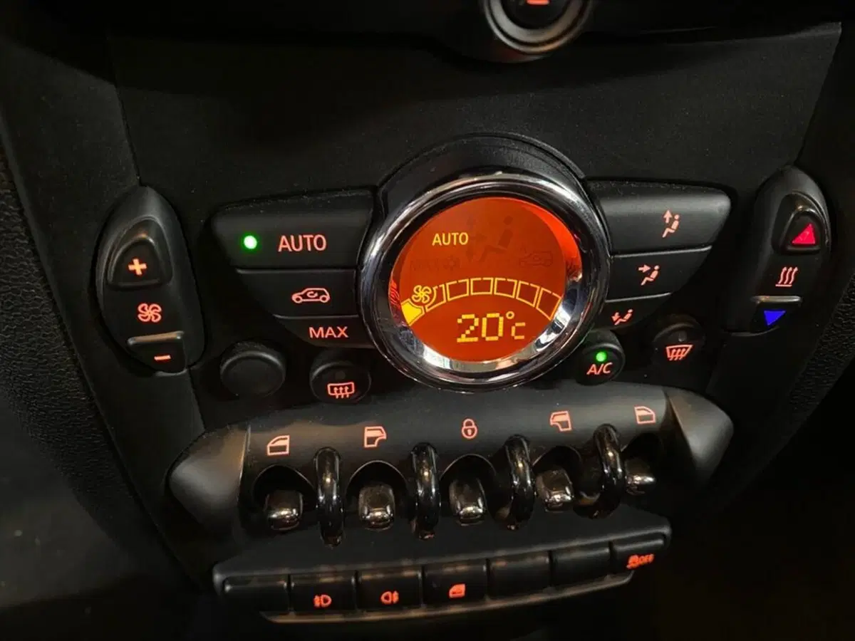 MINI Mini Countryman usata a Torino (10)