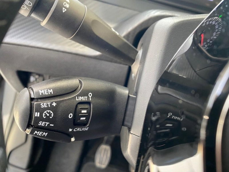 Peugeot 208 usata a Torino (13)