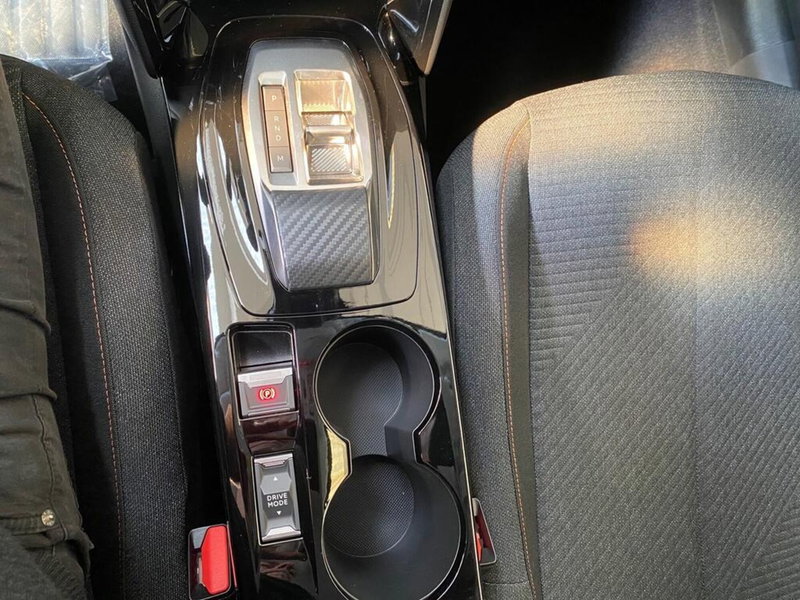 Peugeot 208 nuova a Torino (12)