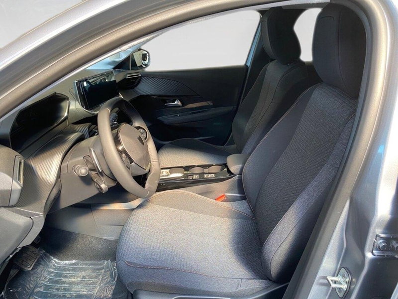 Peugeot 208 nuova a Torino (7)