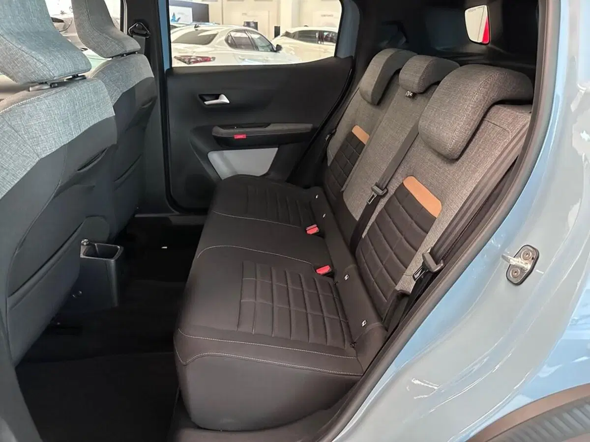 Citroen C3 Aircross nuova a Sondrio (11)