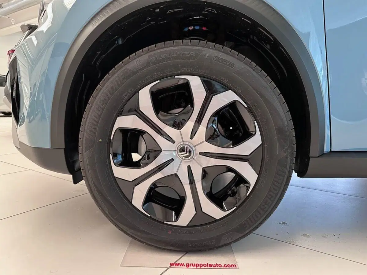 Citroen C3 Aircross nuova a Sondrio (9)