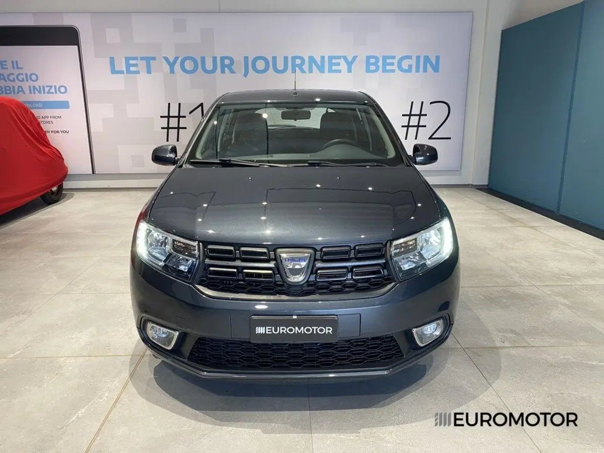 Dacia Sandero usata a Bari (2)