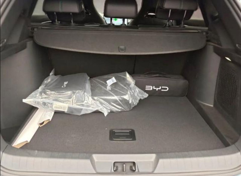 Byd Seal U DM-i  nuova a Bologna (13)