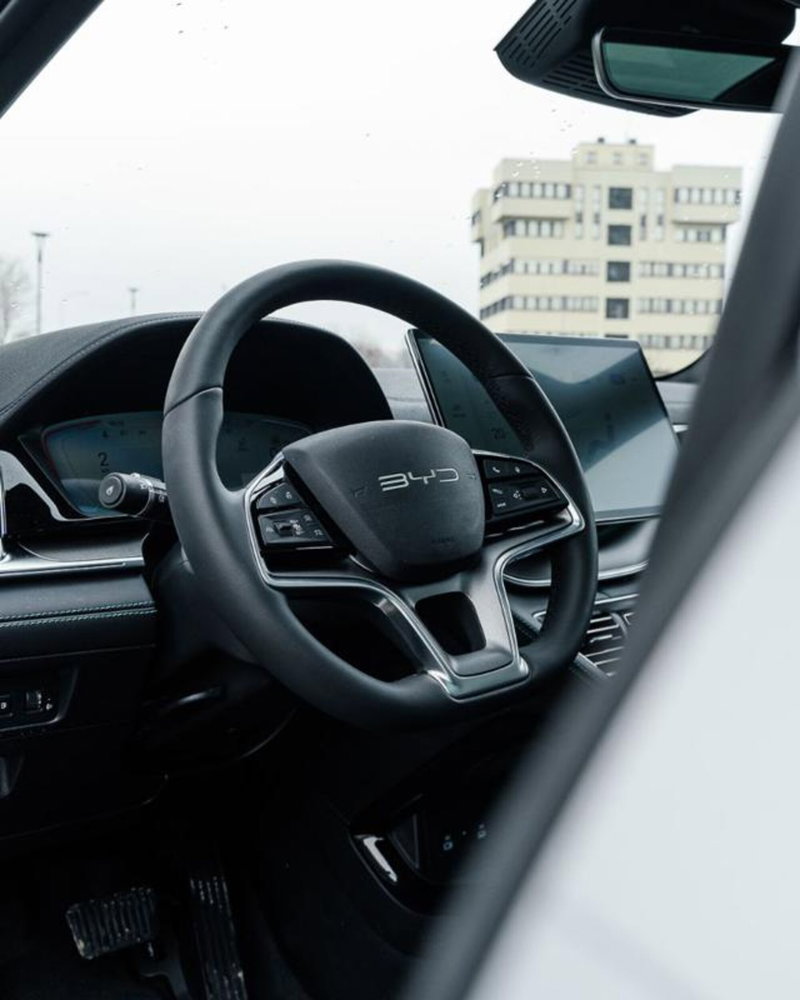 Byd Seal U DM-i  nuova a Bologna (11)