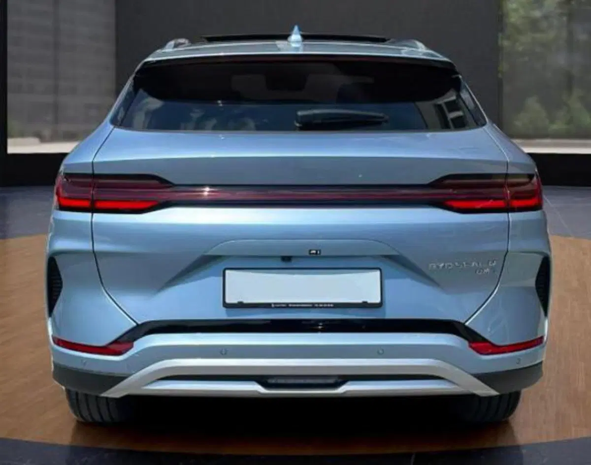 Byd Seal U nuova a Bologna (5)
