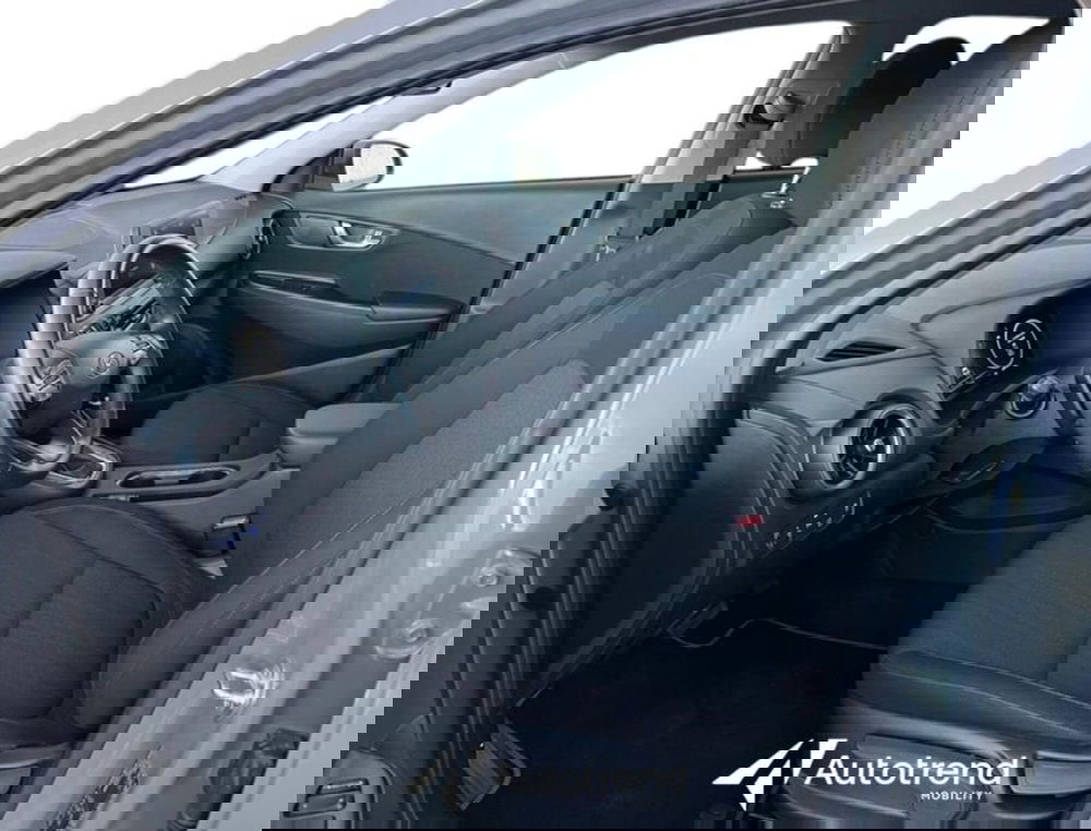 Hyundai Kona usata a Lecce (6)
