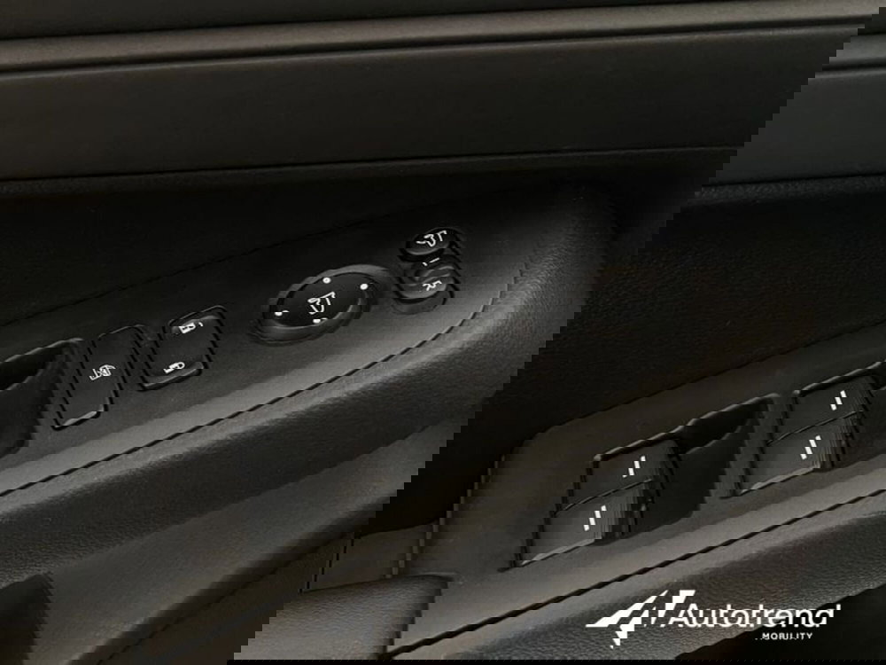 Honda HR-V usata a Lecce (16)