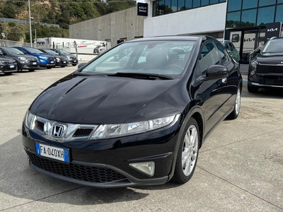 Honda Civic 2.2 i-CTDi 5p. Elegance DPF del 2010 usata a Rende