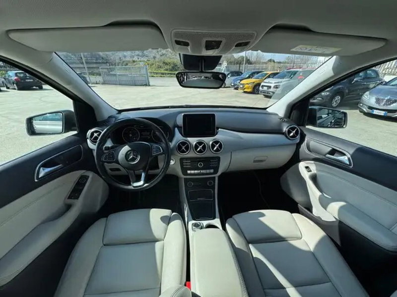 Mercedes-Benz Classe B usata a Cosenza (6)