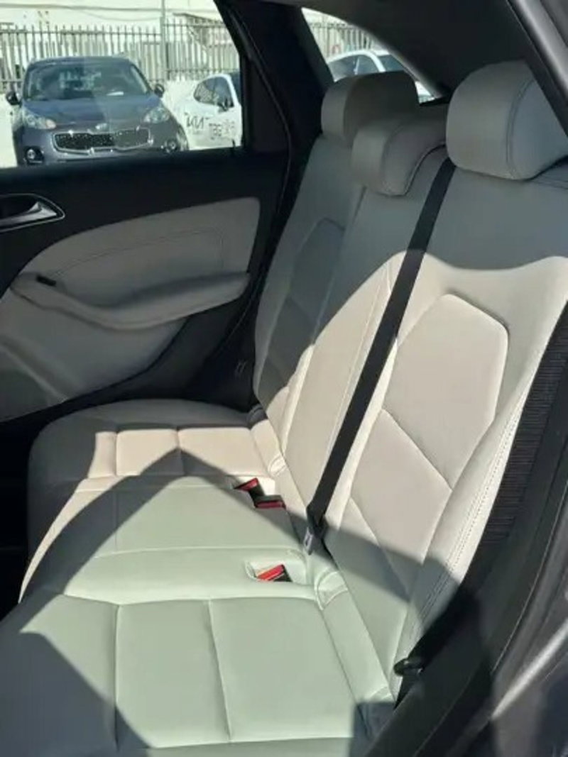 Mercedes-Benz Classe B usata a Cosenza (8)