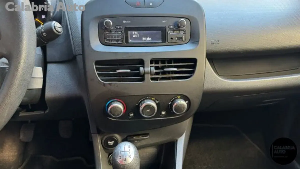 Renault Clio usata a Reggio Calabria (17)