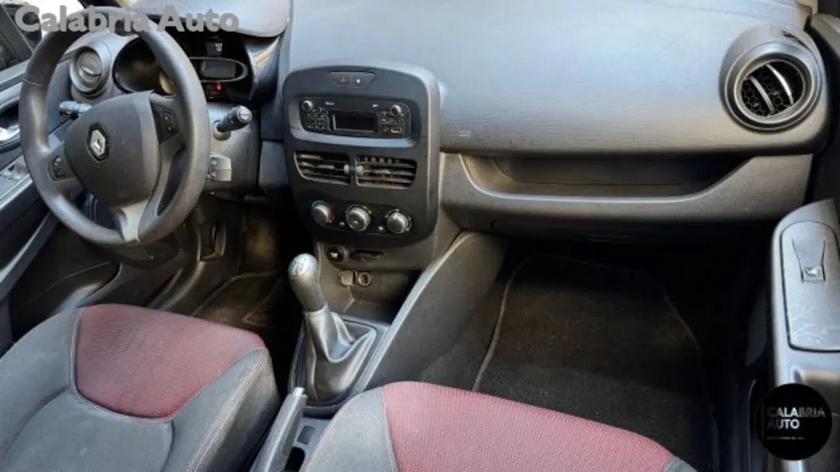 Renault Clio usata a Reggio Calabria (9)