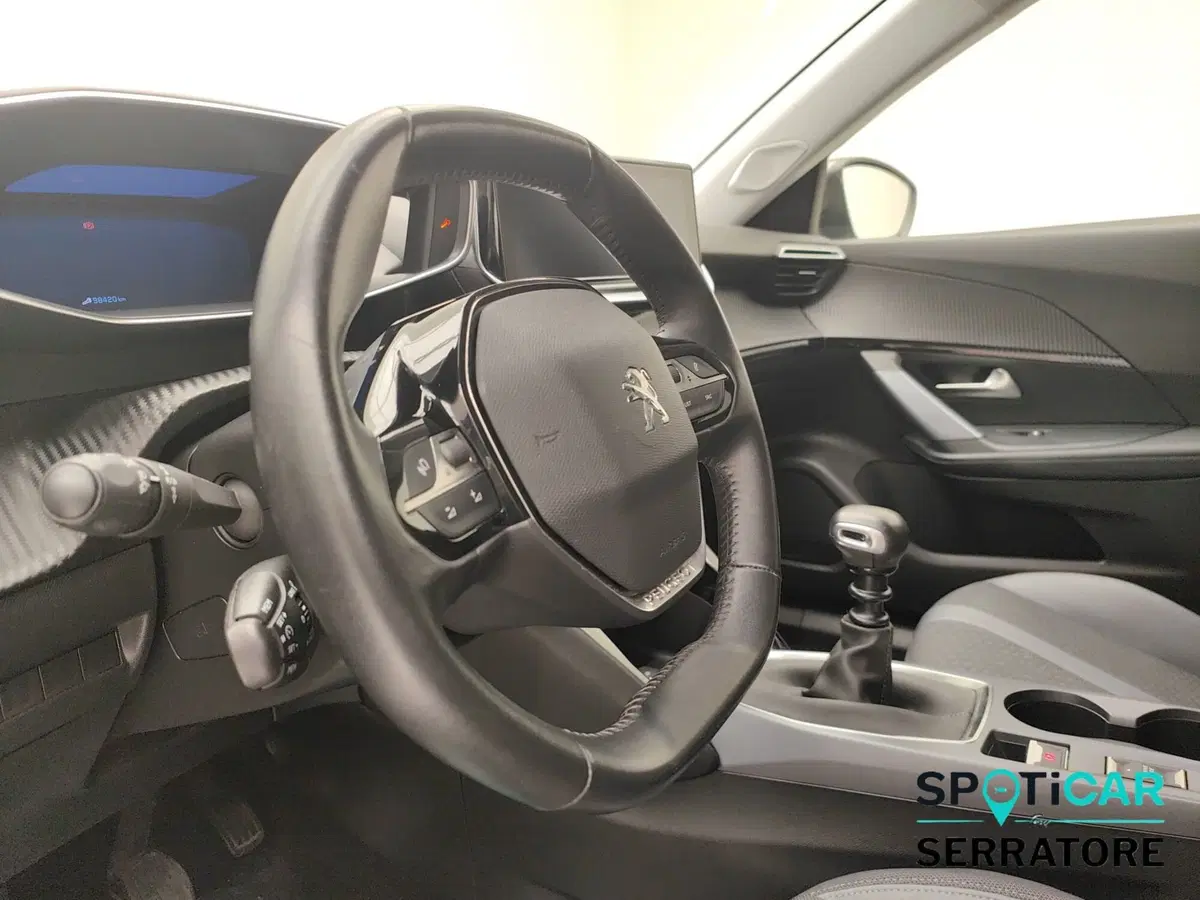 Peugeot 2008 usata a Como (9)