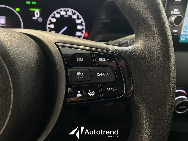Honda HR-V usata a Bari (11)