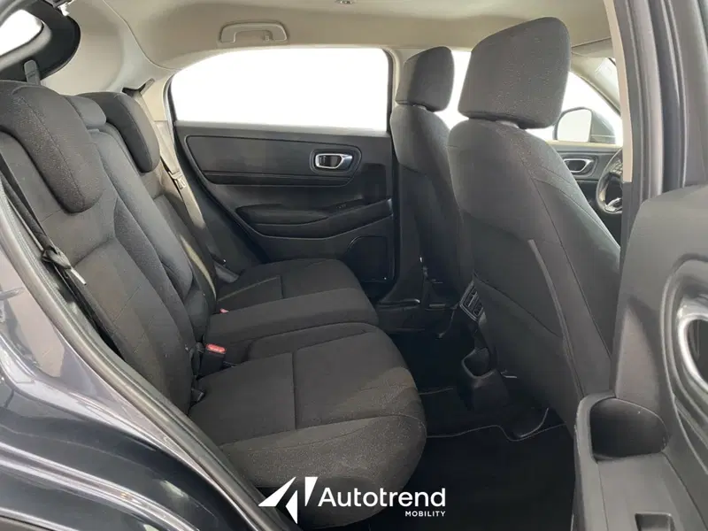 Honda HR-V usata a Bari (18)