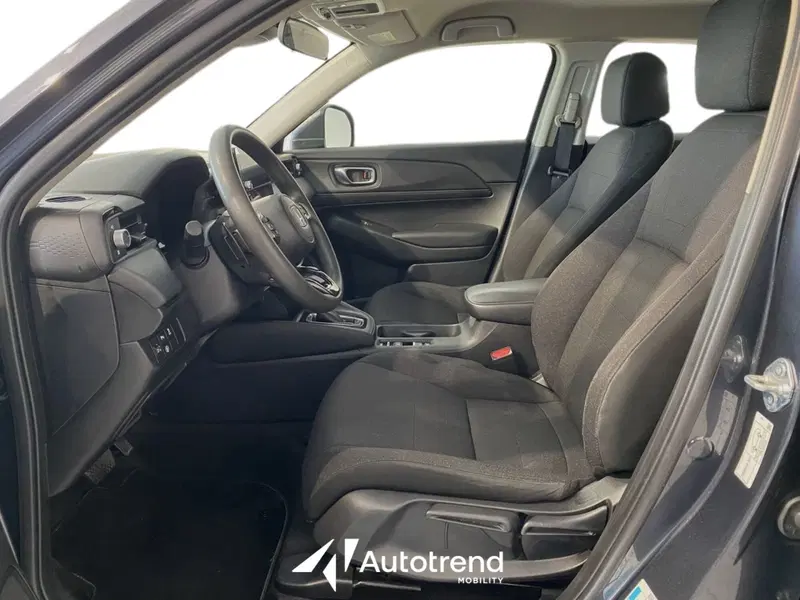 Honda HR-V usata a Bari (6)