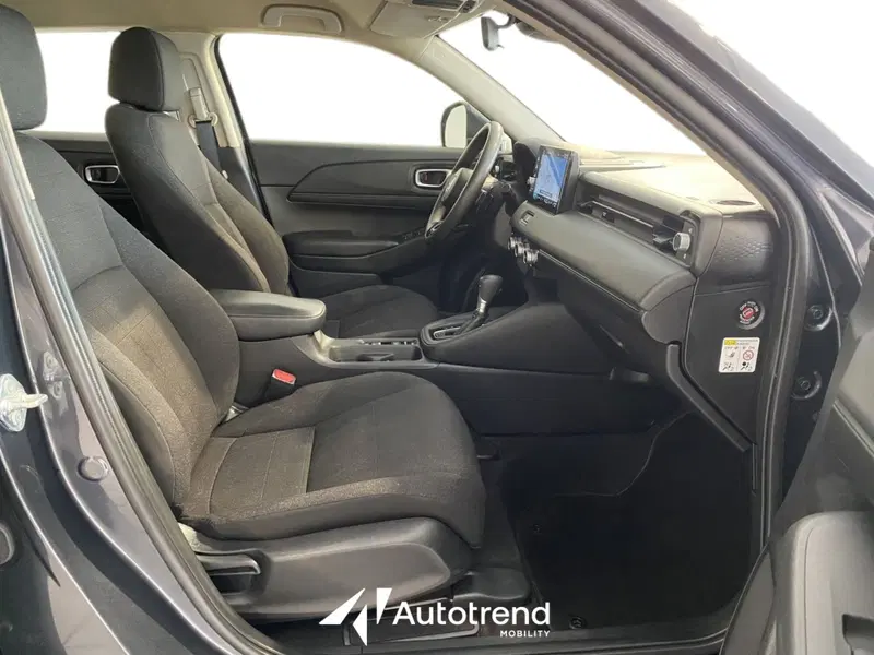 Honda HR-V usata a Bari (7)