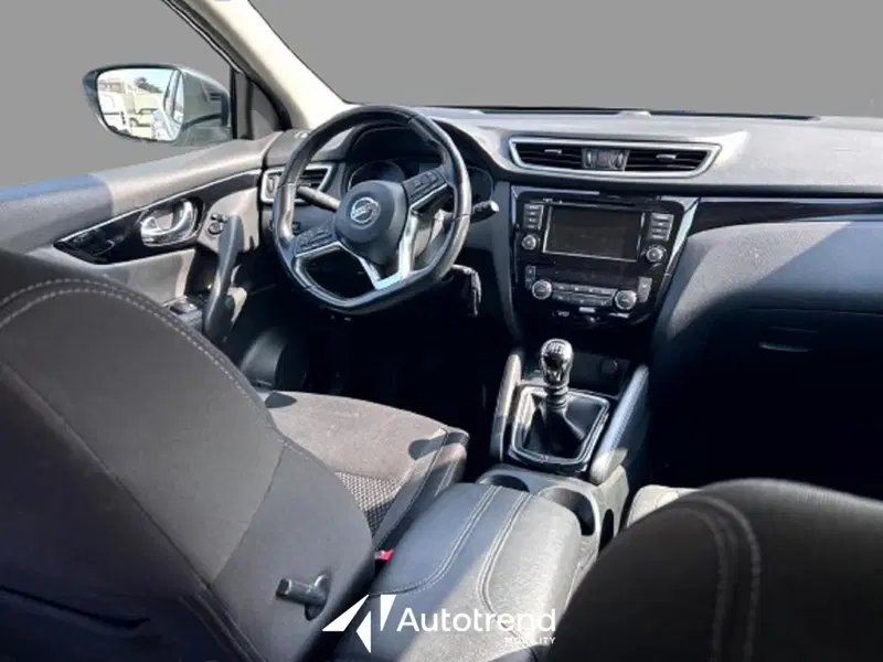 Nissan Qashqai usata a Bari (17)