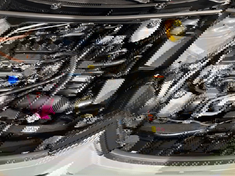 Toyota Aygo X nuova a Sondrio (15)