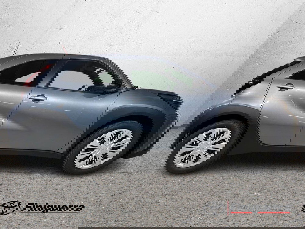 Toyota Aygo X nuova a Lecco (5)