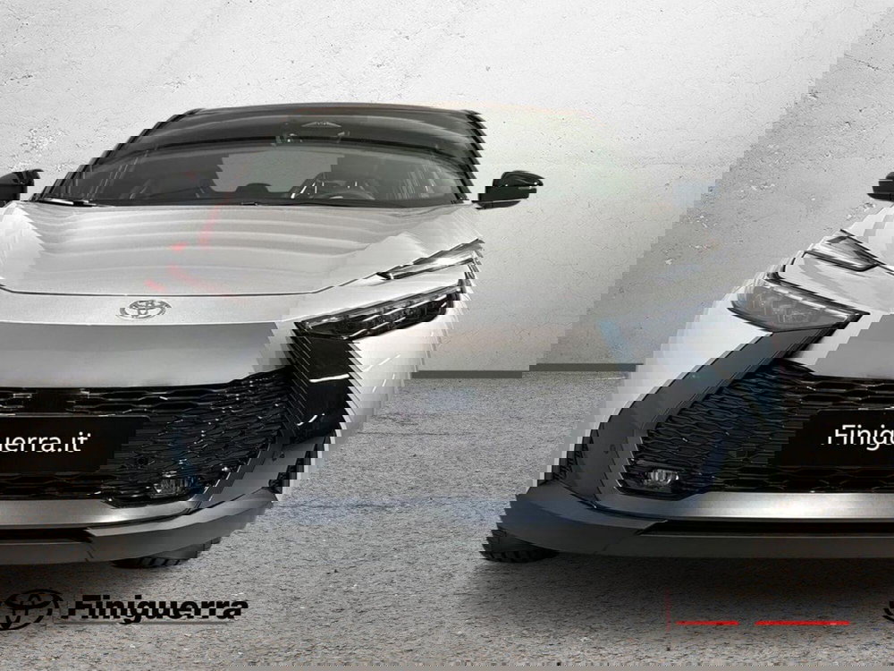 Toyota Toyota C-HR nuova a Lecco (2)