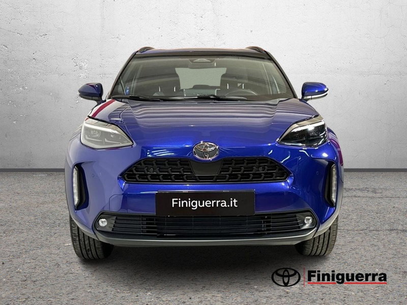 Toyota Yaris Cross nuova a Lecco (2)