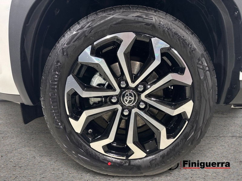 Toyota Yaris Cross nuova a Lecco (7)