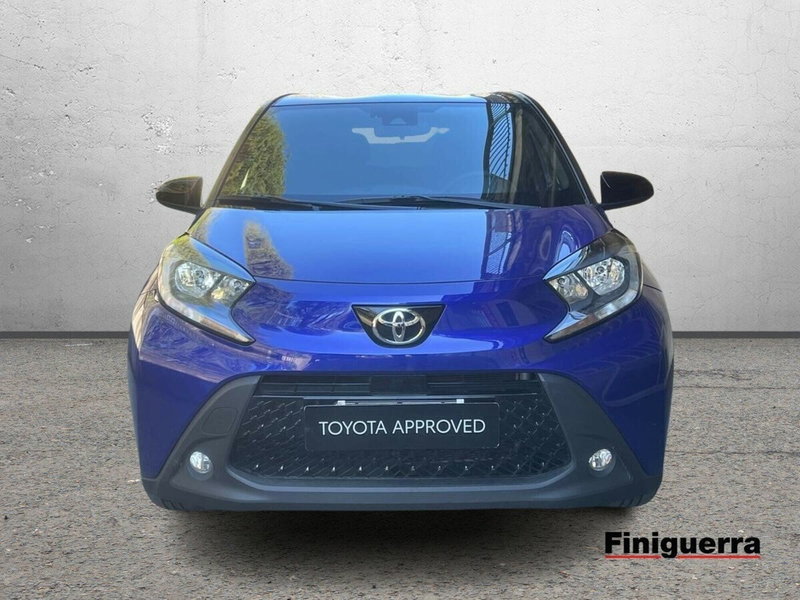 Toyota Aygo X usata a Lecco (3)
