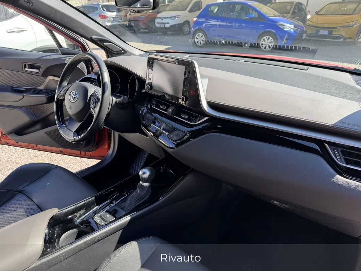 Toyota Toyota C-HR usata a Como (6)