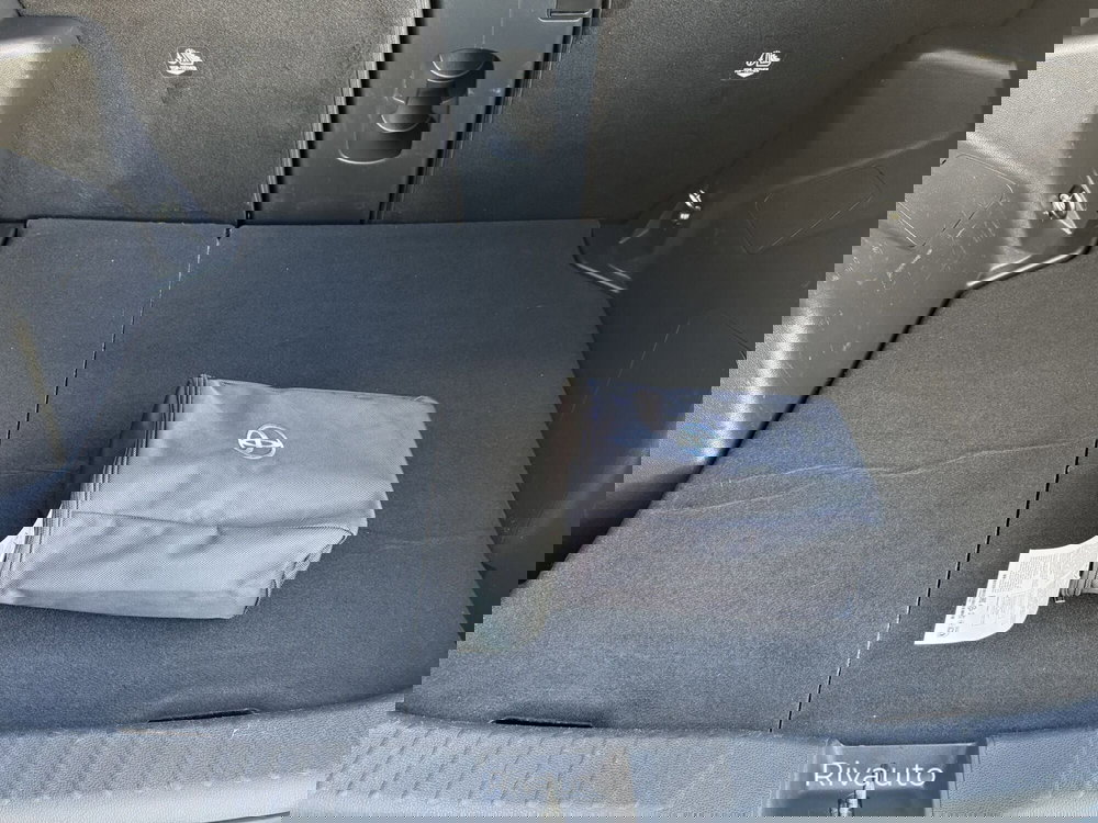 Toyota Yaris Cross usata a Como (12)