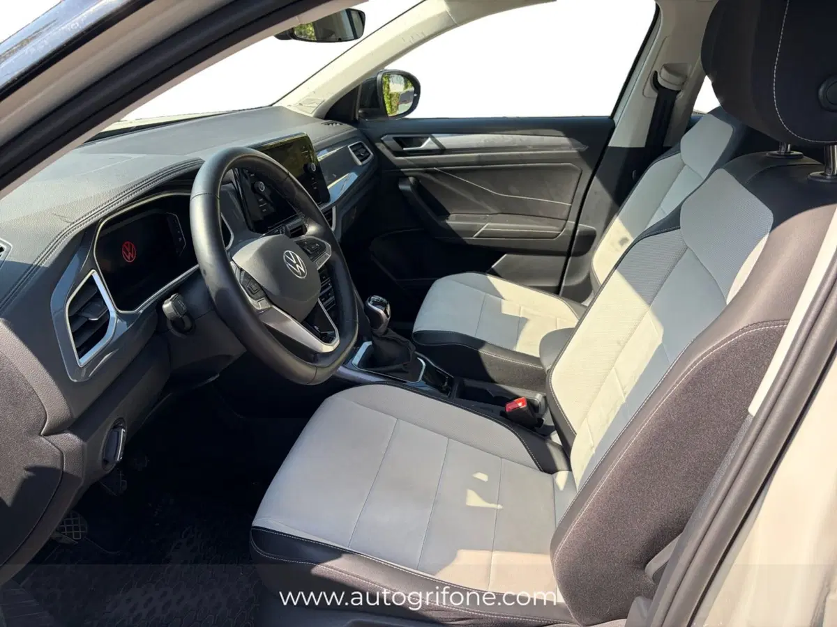 Volkswagen T-Roc usata a Modena (9)