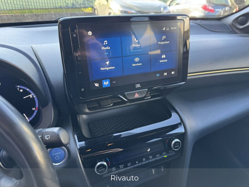 Toyota Yaris Cross usata a Como (14)