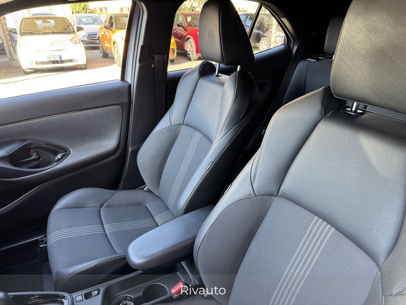 Toyota Yaris Cross usata a Como (15)