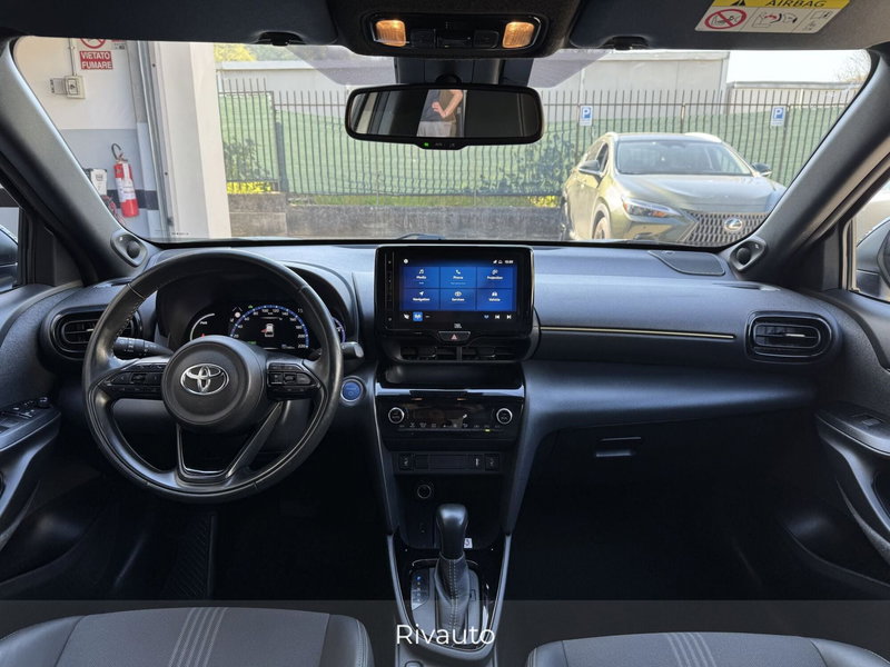 Toyota Yaris Cross usata a Como (7)