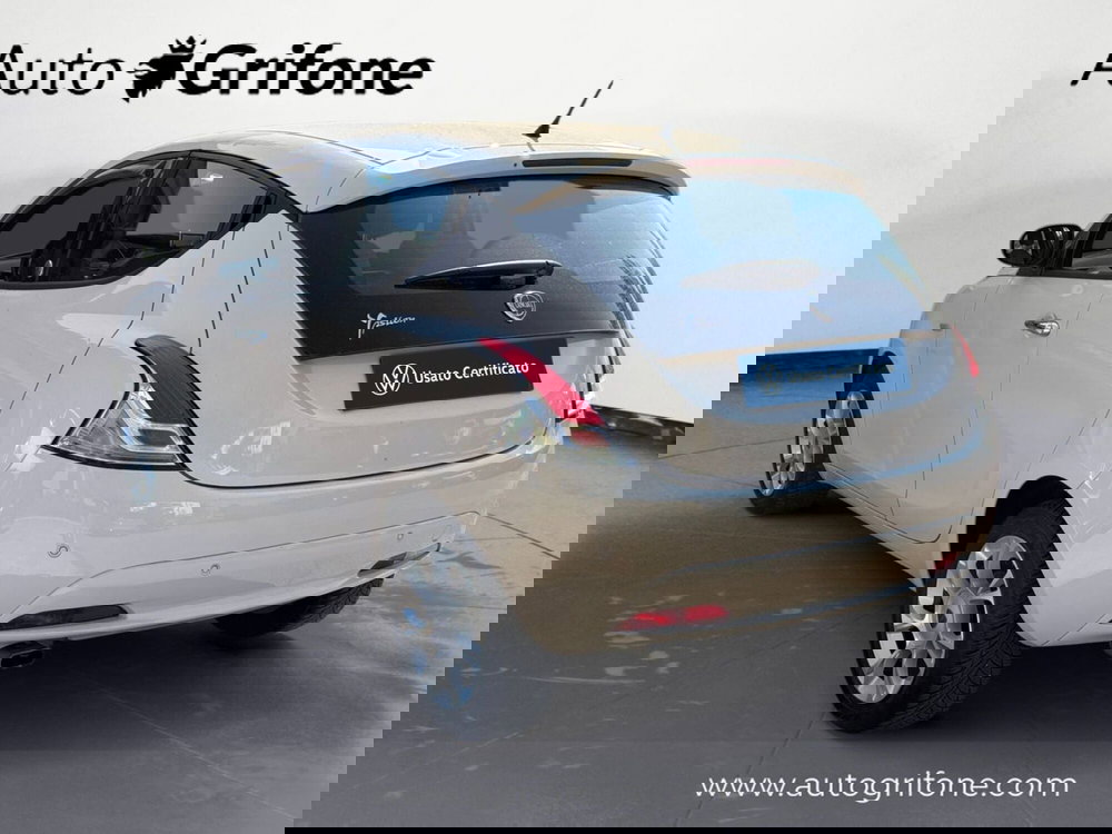 Lancia Ypsilon usata a Modena (3)