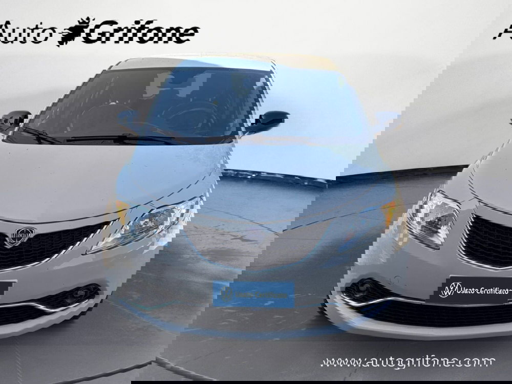 Lancia Ypsilon usata a Modena (8)