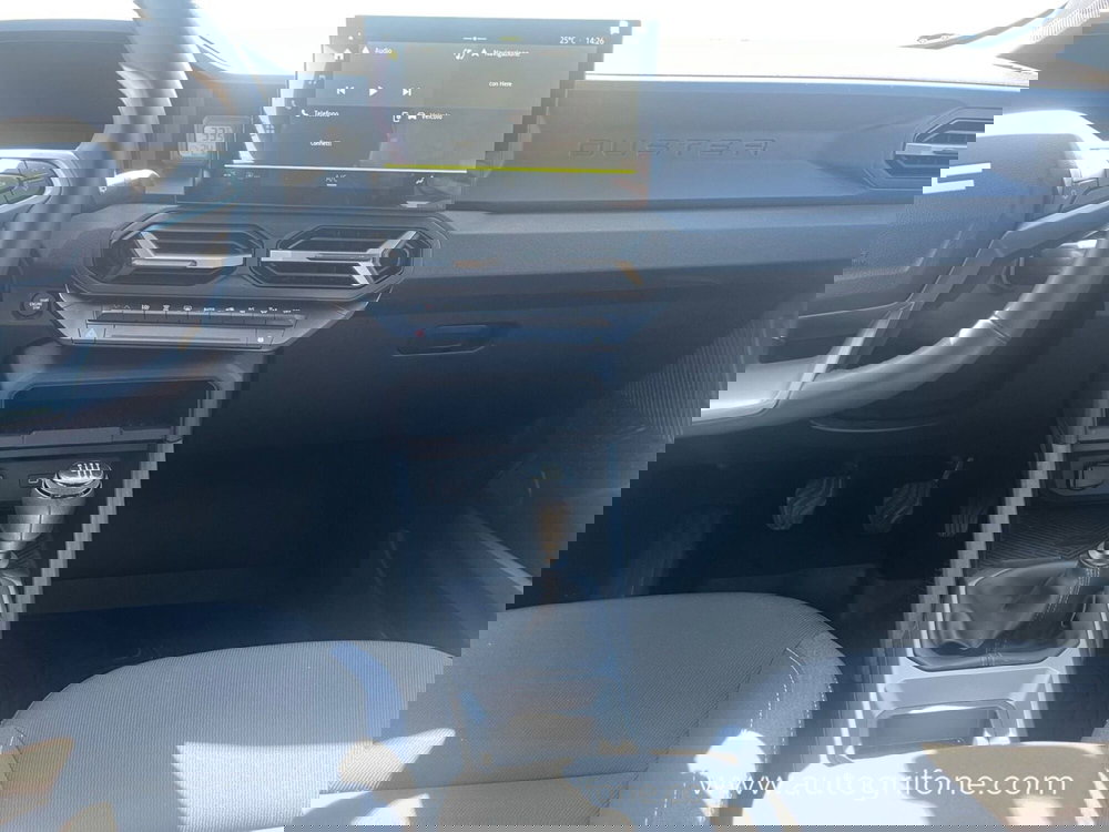 Dacia Duster usata a Modena (11)