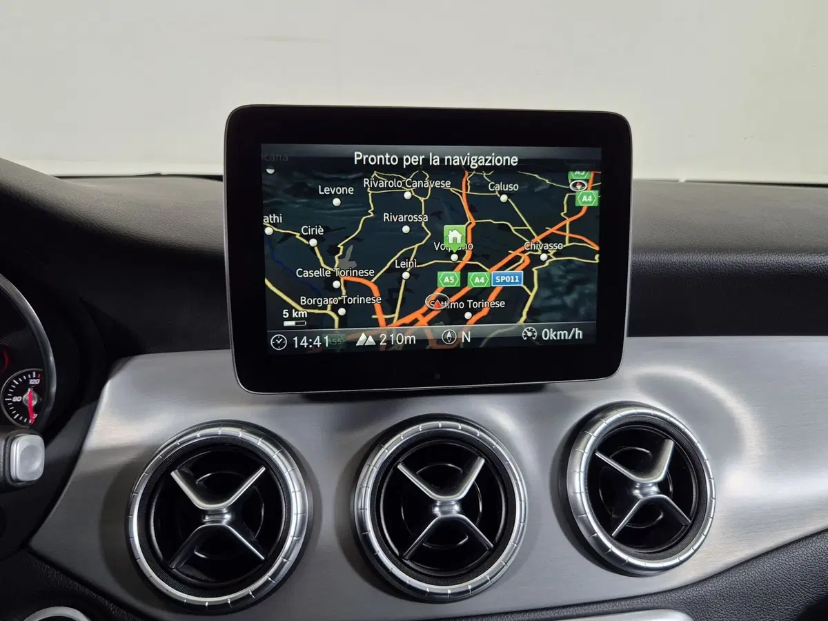 Mercedes-Benz CLA Shooting Brake usata a Alessandria (12)