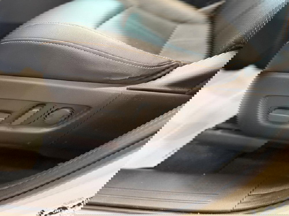 Mazda CX-60 usata a Napoli (9)