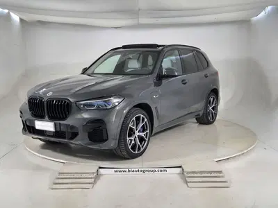BMW X5 xDrive45e Msport del 2022 usata a Settimo Torinese