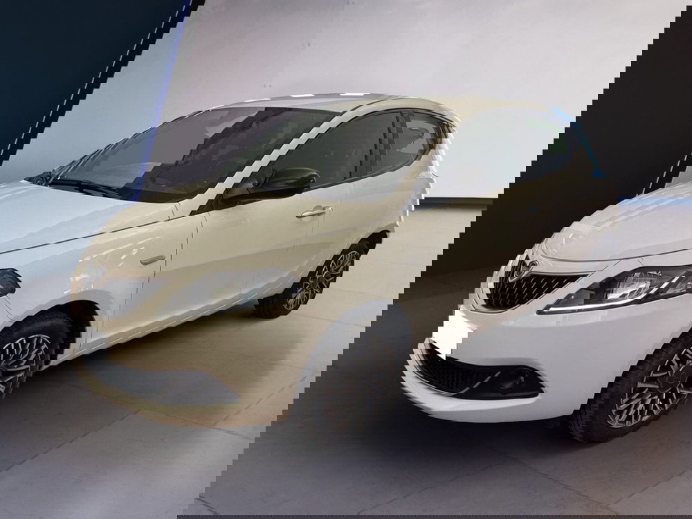 Lancia Ypsilon usata a Torino (3)