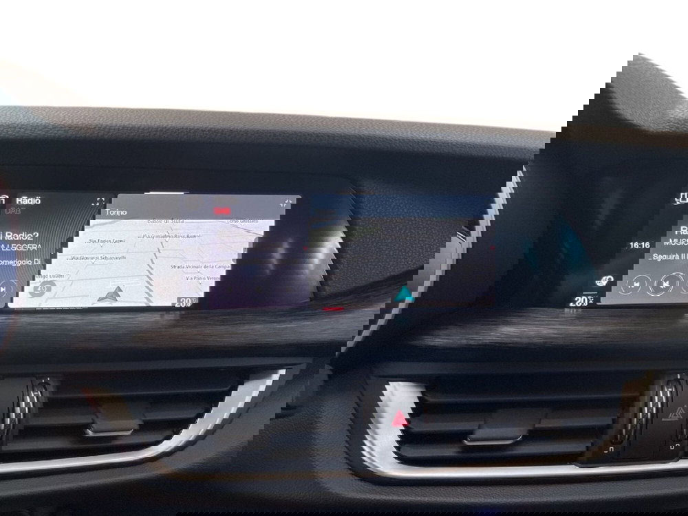 Alfa Romeo Stelvio usata a Torino (13)