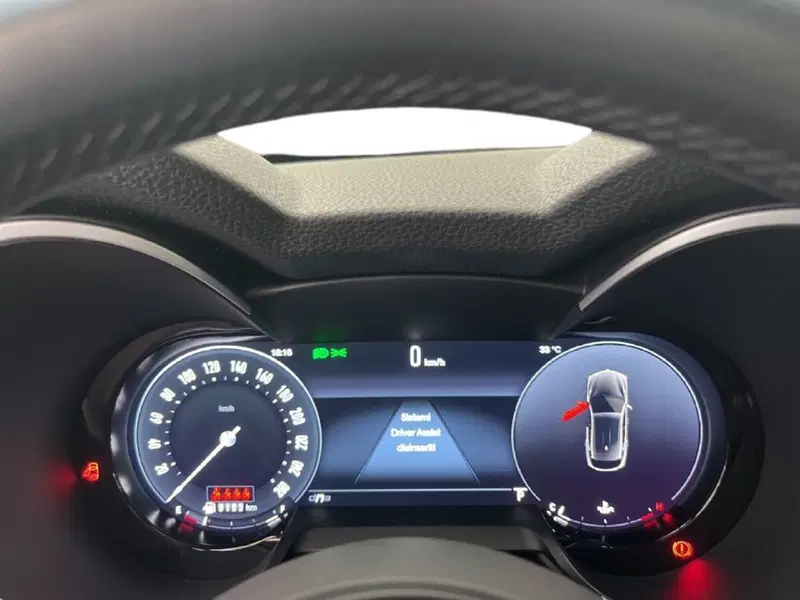 Alfa Romeo Stelvio usata a Torino (14)