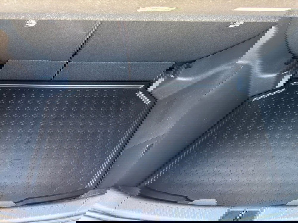 Toyota Yaris usata a Siracusa (6)