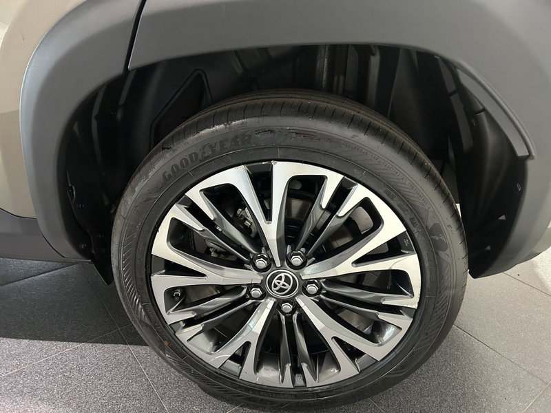 Toyota Yaris Cross usata a Milano (13)