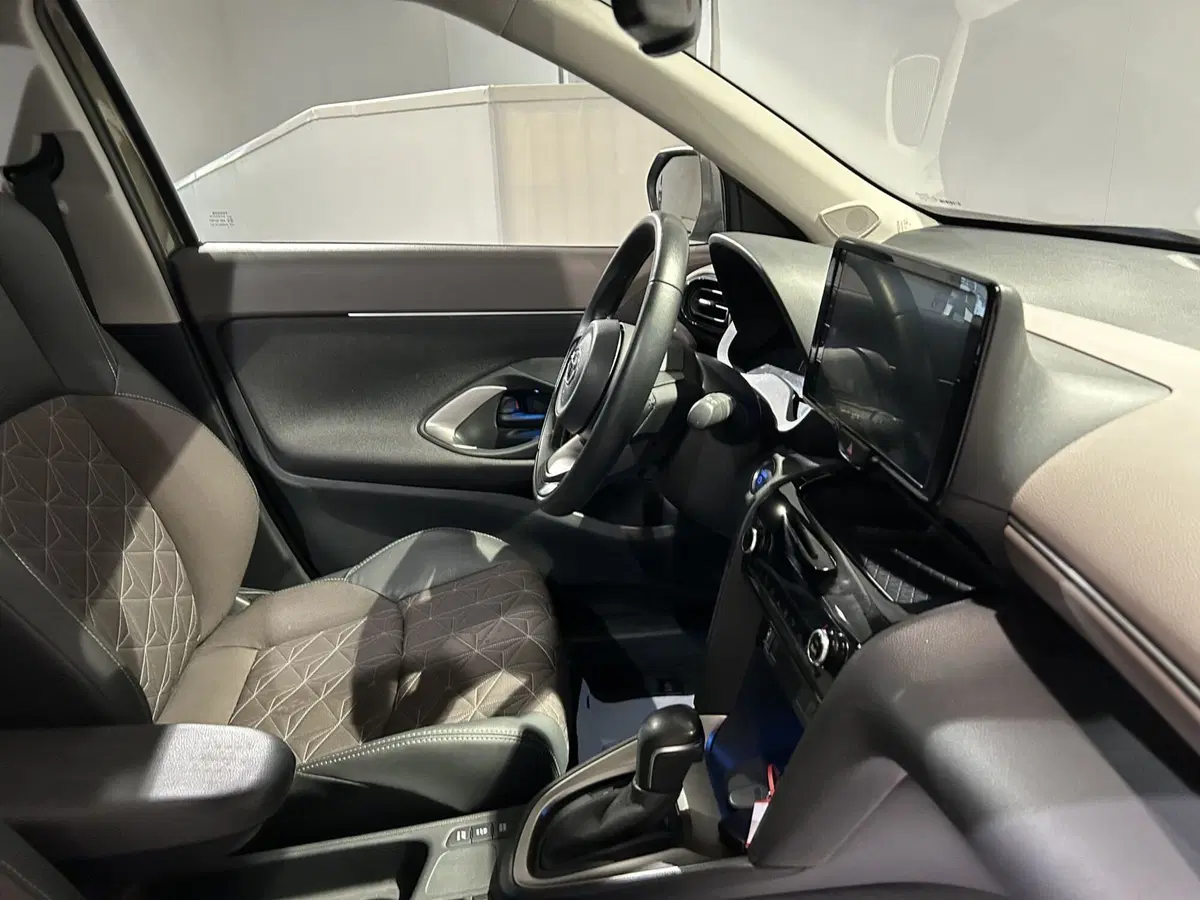 Toyota Yaris Cross usata a Milano (6)